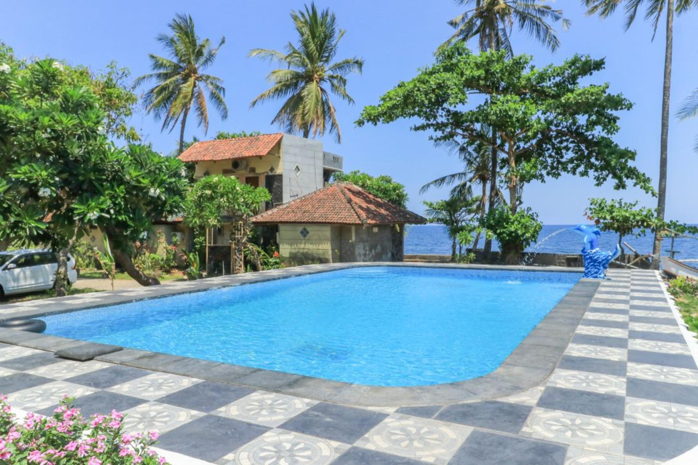 Hotel Tara Bar & Resto Air Sanih Kubutambahan  Buitenkant foto