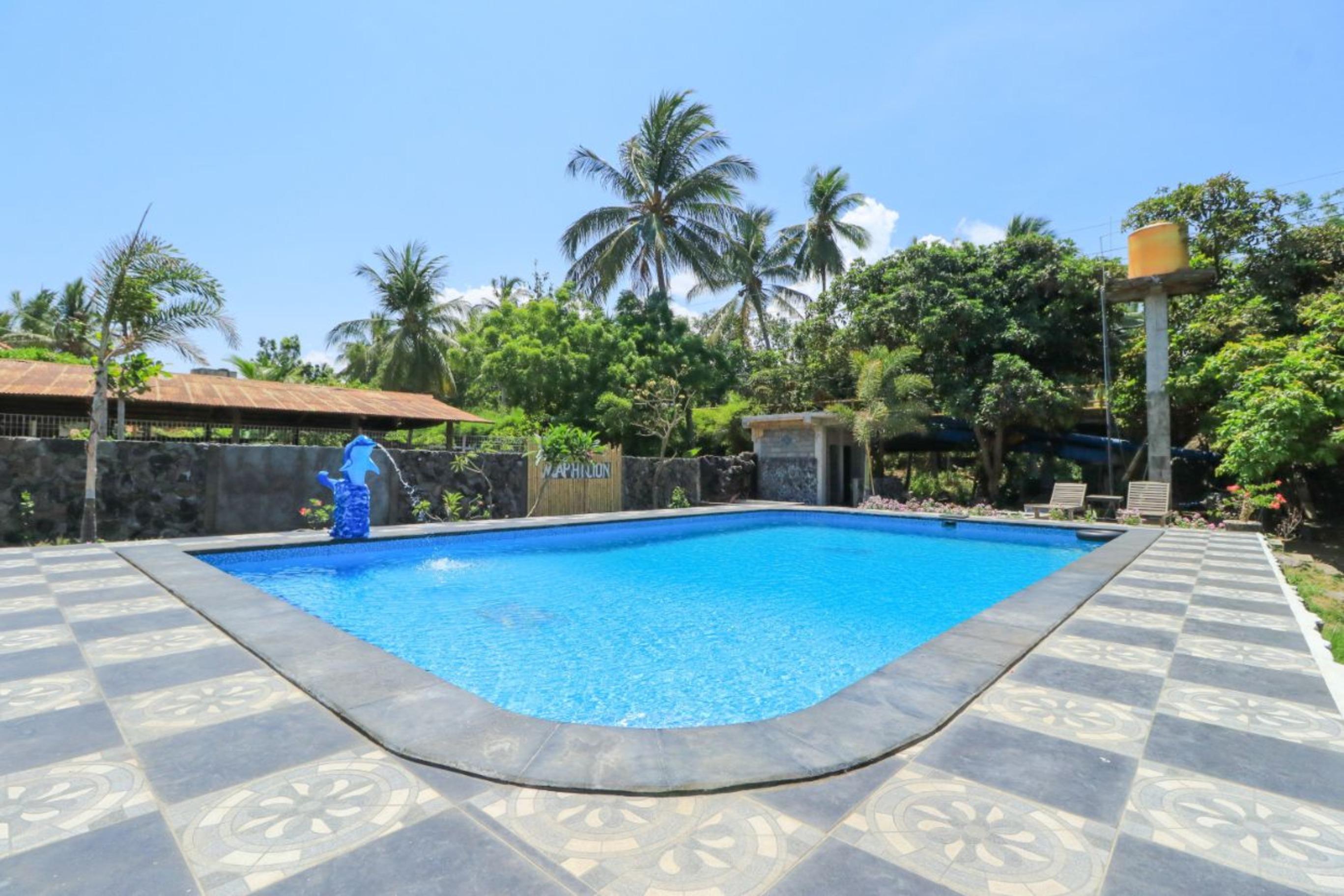 Hotel Tara Bar & Resto Air Sanih Kubutambahan  Buitenkant foto