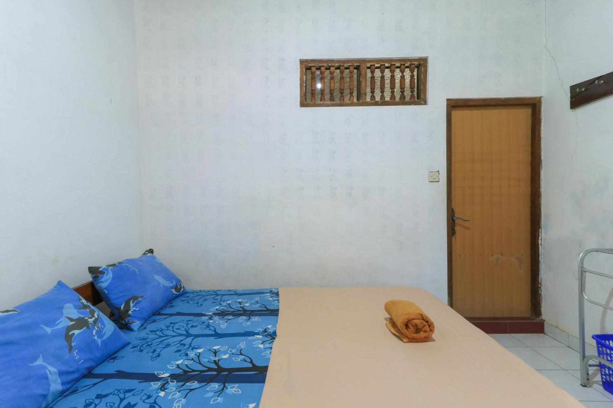 Hotel Tara Bar & Resto Air Sanih Kubutambahan  Kamer foto