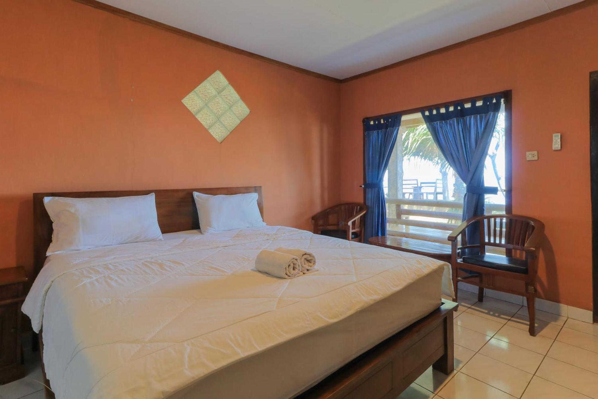 Hotel Tara Bar & Resto Air Sanih Kubutambahan  Kamer foto