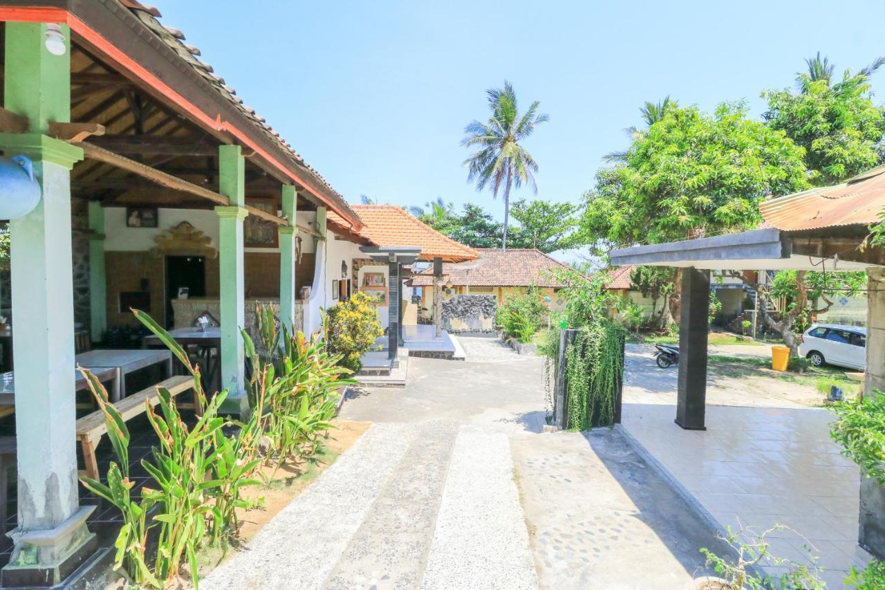 Hotel Tara Bar & Resto Air Sanih Kubutambahan  Buitenkant foto